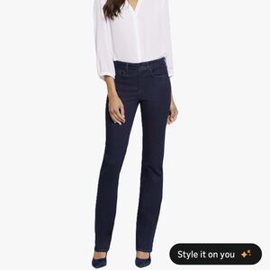 NWT NYDJ Straight Jeans